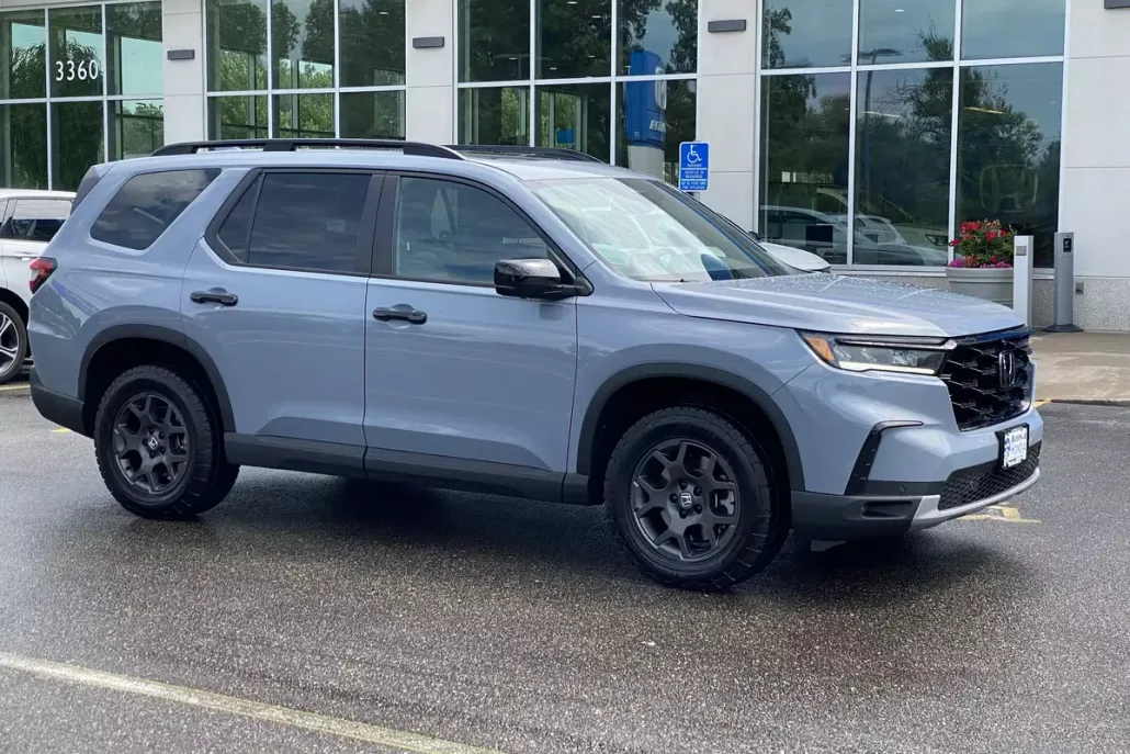 2024 Honda Pilot TrailSport photo 1