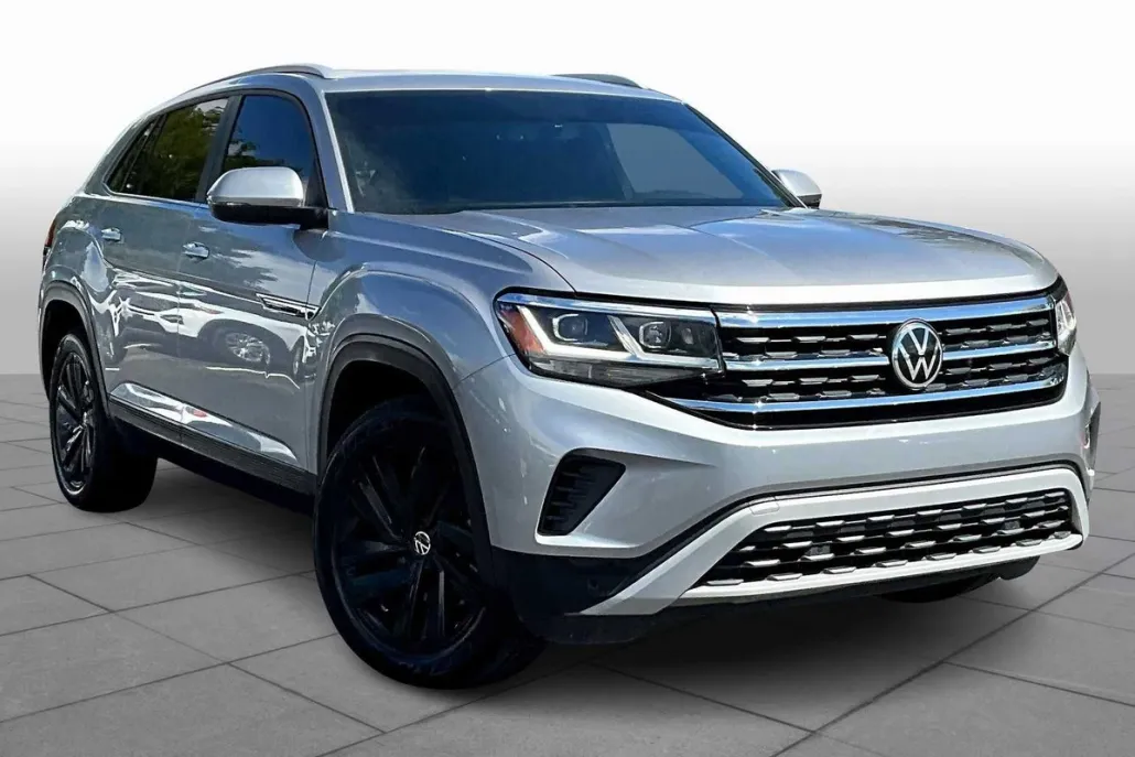 2022 Volkswagen Atlas Cross Sport V6 SE Technology photo 1