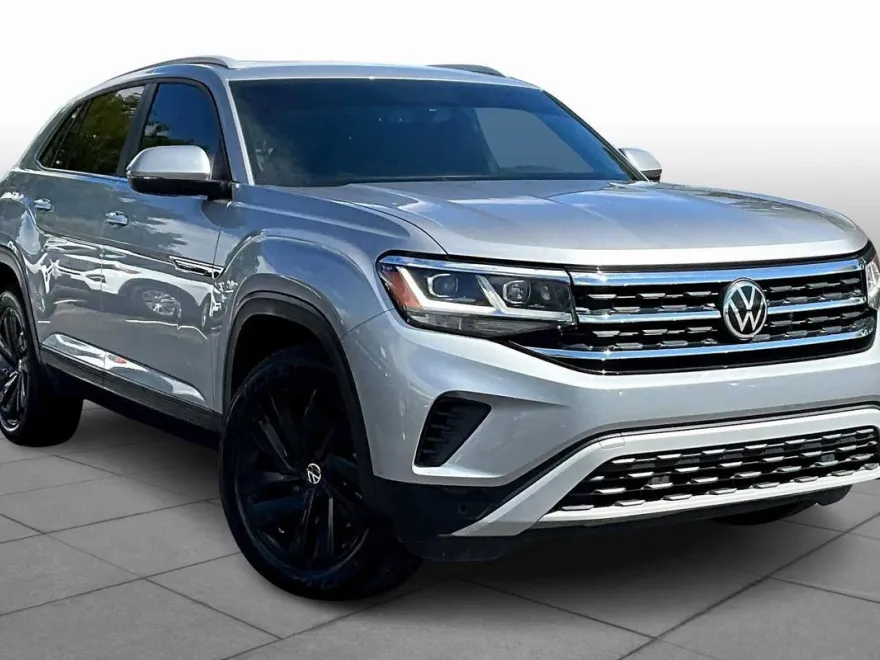 2022 Volkswagen Atlas Cross Sport V6 SE Technology photo 1