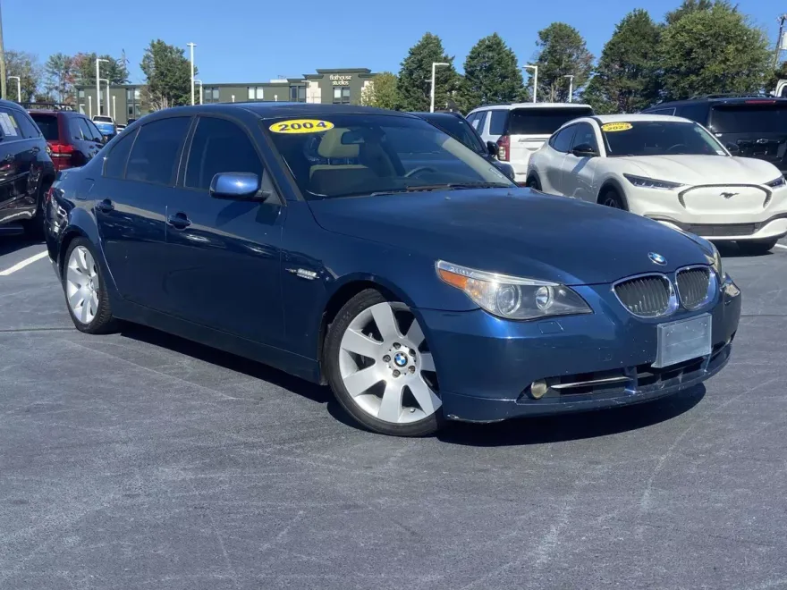2004 Bmw 530i 5-Series photo 1
