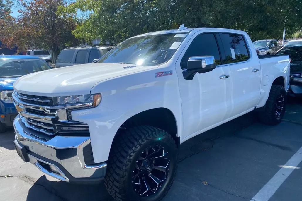 2020 Chevrolet Silverado 1500 LTZ photo 1