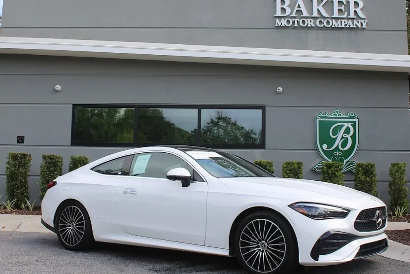 2024 Mercedes Benz CLE 300 4MATIC Coupe photo 1