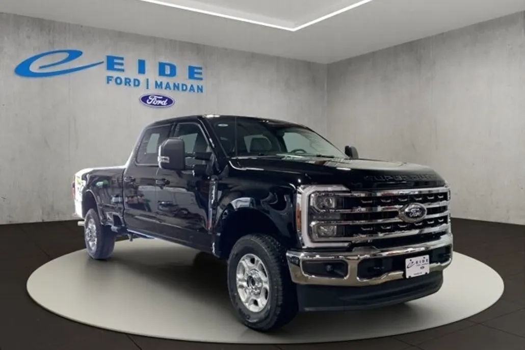 2026 Ford F-250 XLT photo 1