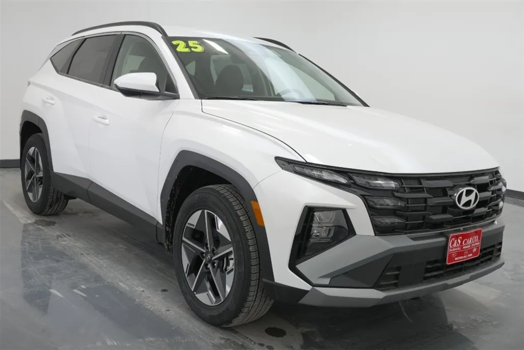 2025 Hyundai Tucson SEL photo 1
