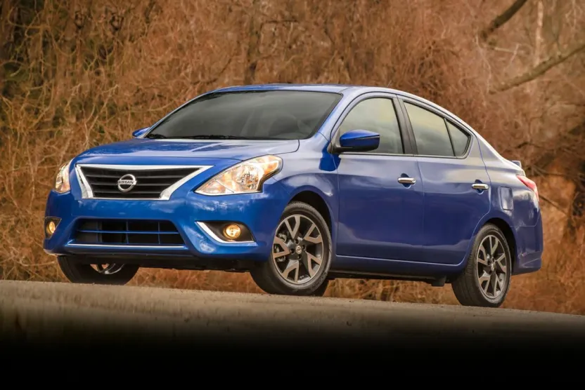 2019 Nissan Versa 1.6 SV photo 1