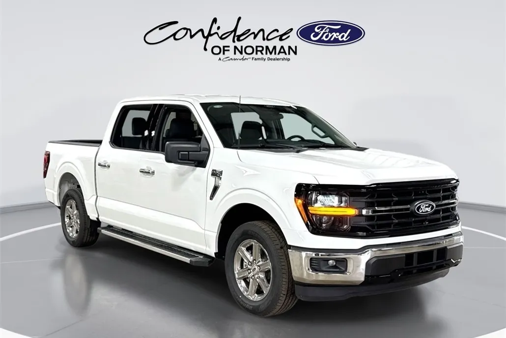 2025 Ford F-150 XLT photo 1