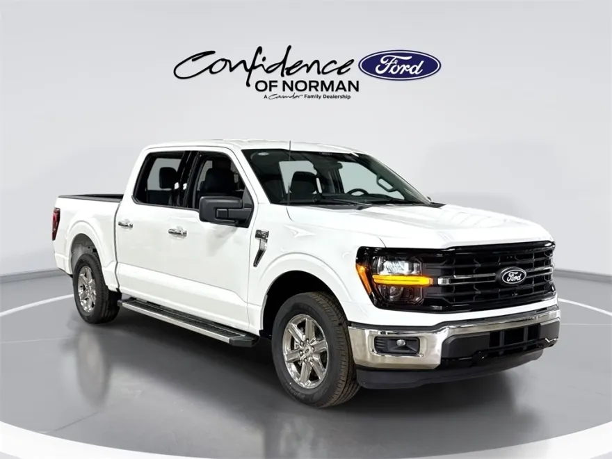 2025 Ford F-150 XLT photo 1