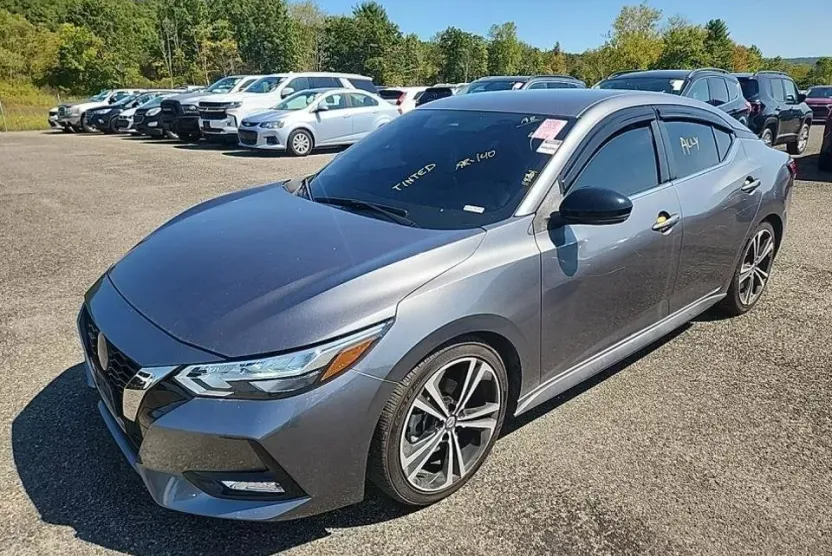 2021 Nissan Sentra SR photo 1