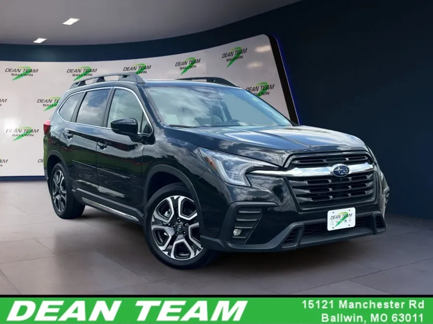 2024 Subaru Ascent Limited photo 1