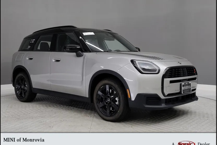 2026 Mini Countryman S ALL4 photo 1