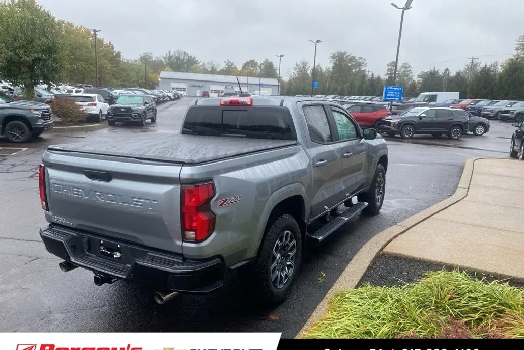 2025 Chevrolet Colorado Z71 photo 1