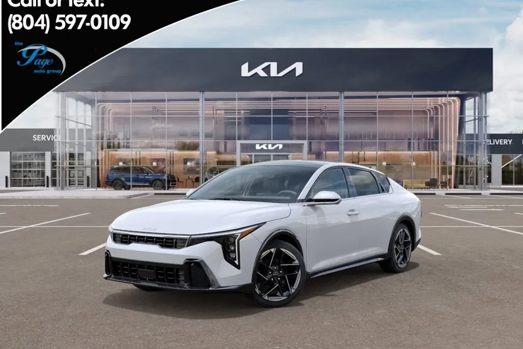 2025 Kia K4 GT-Line photo 1