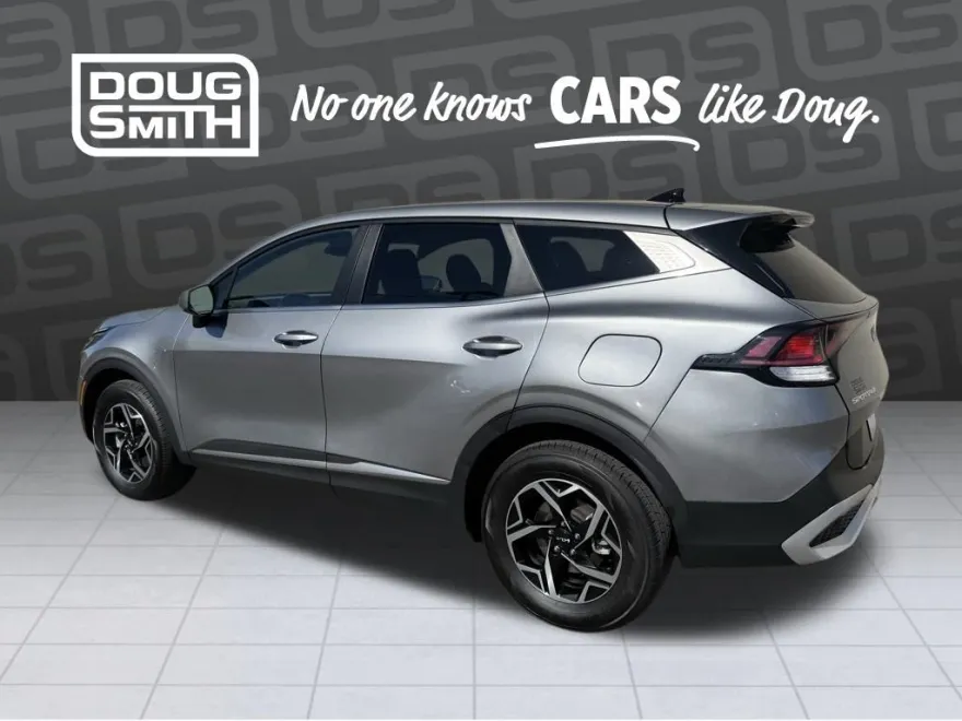 2023 Kia Sportage LX photo 1