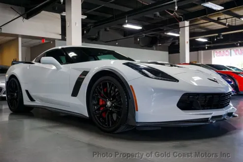 2019 Chevrolet Corvette Z06 2LZ photo 2