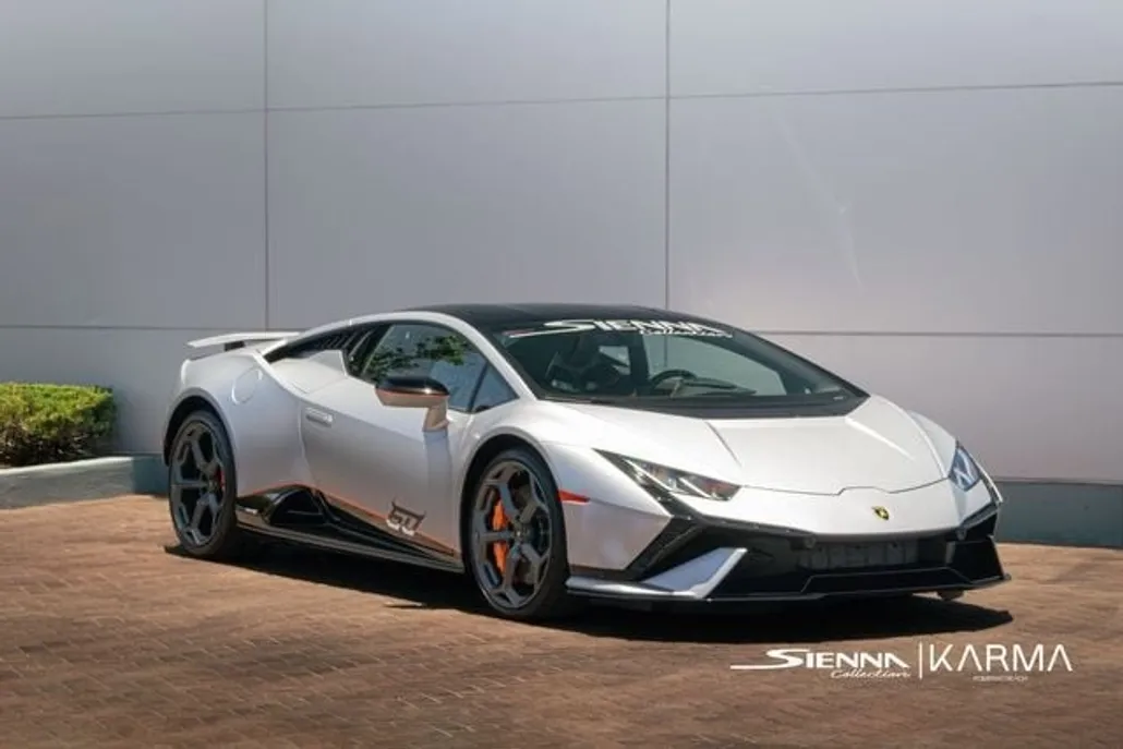 2023 Lamborghini Huracan Tecnica photo 1