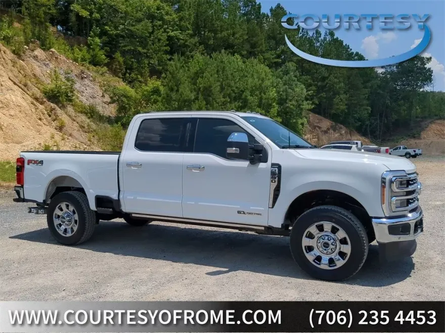 2025 Ford F-350 Lariat photo 1