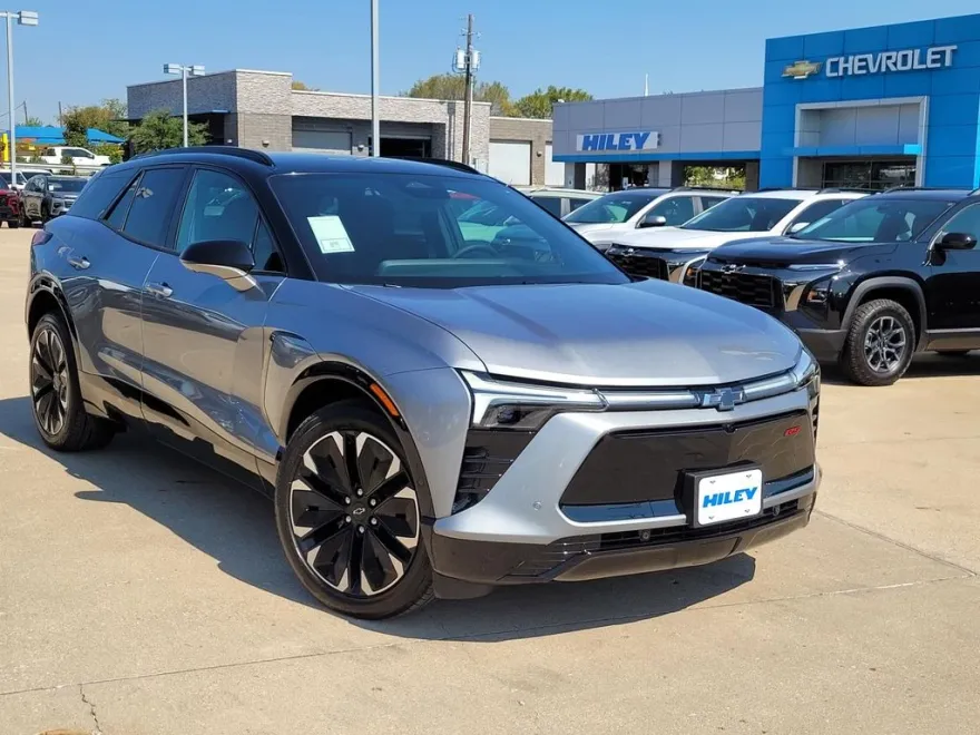 2026 Chevrolet Blazer EV RS photo 1