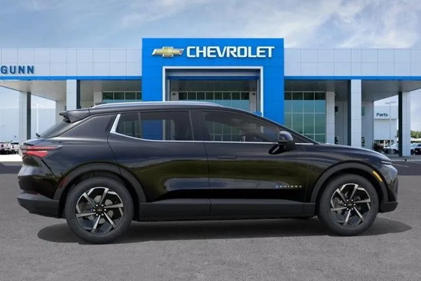 2026 Chevrolet Equinox EV LT photo 1