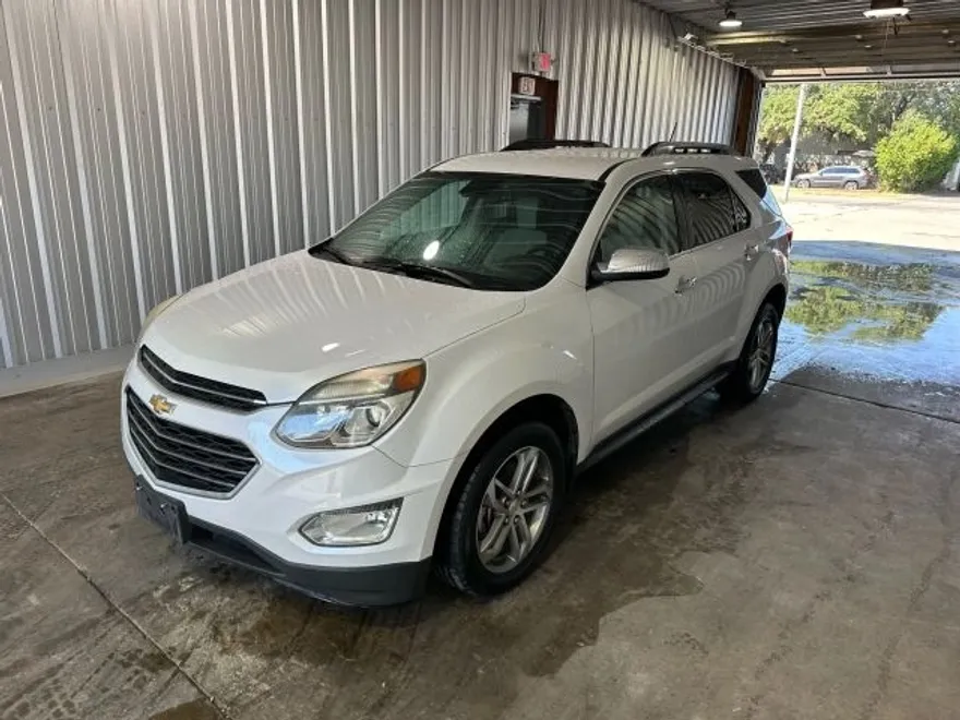 2016 Chevrolet Equinox LTZ photo 1