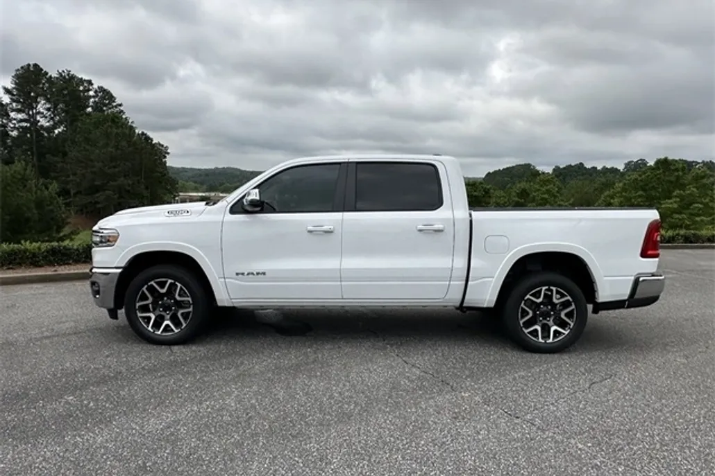 2025 Ram 1500 Laramie photo 1