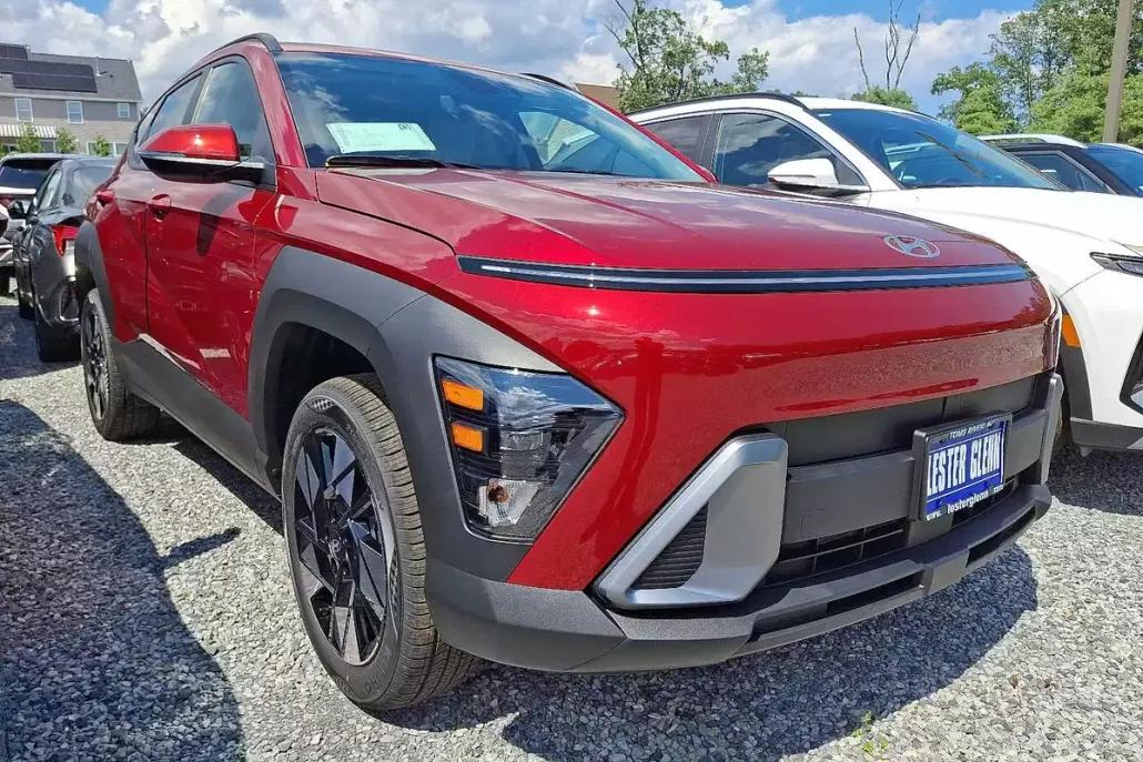 2025 Hyundai Kona SEL photo 1