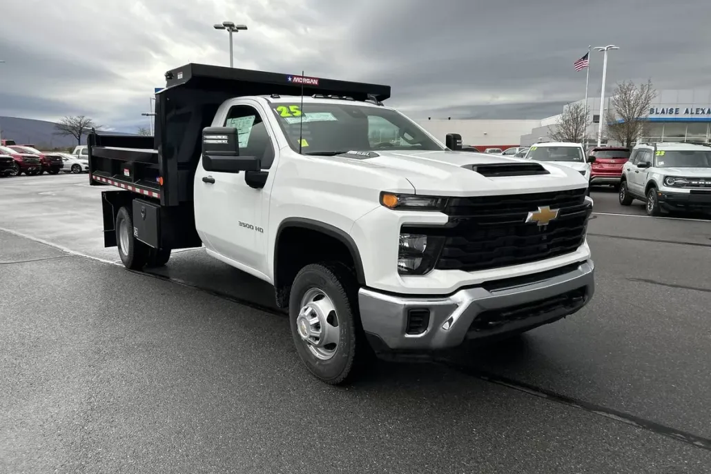 2025 Chevrolet Silverado 3500HD Work Truck photo 1