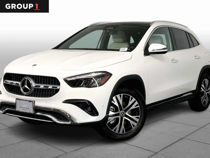 2025 Mercedes Benz GLA 250 4MATIC photo 1