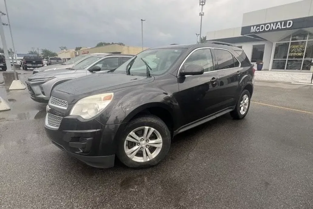 2015 Chevrolet Equinox LT photo 1