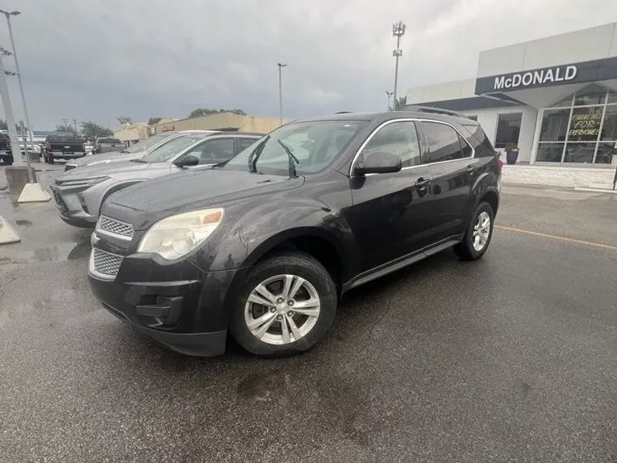 2015 Chevrolet Equinox LT photo 1