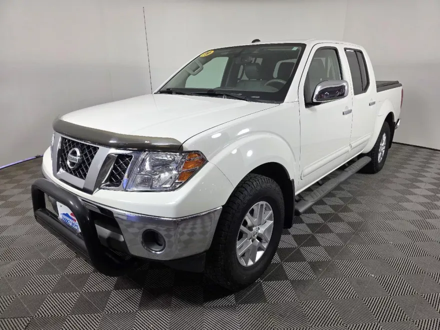 2019 Nissan Frontier SL photo 1