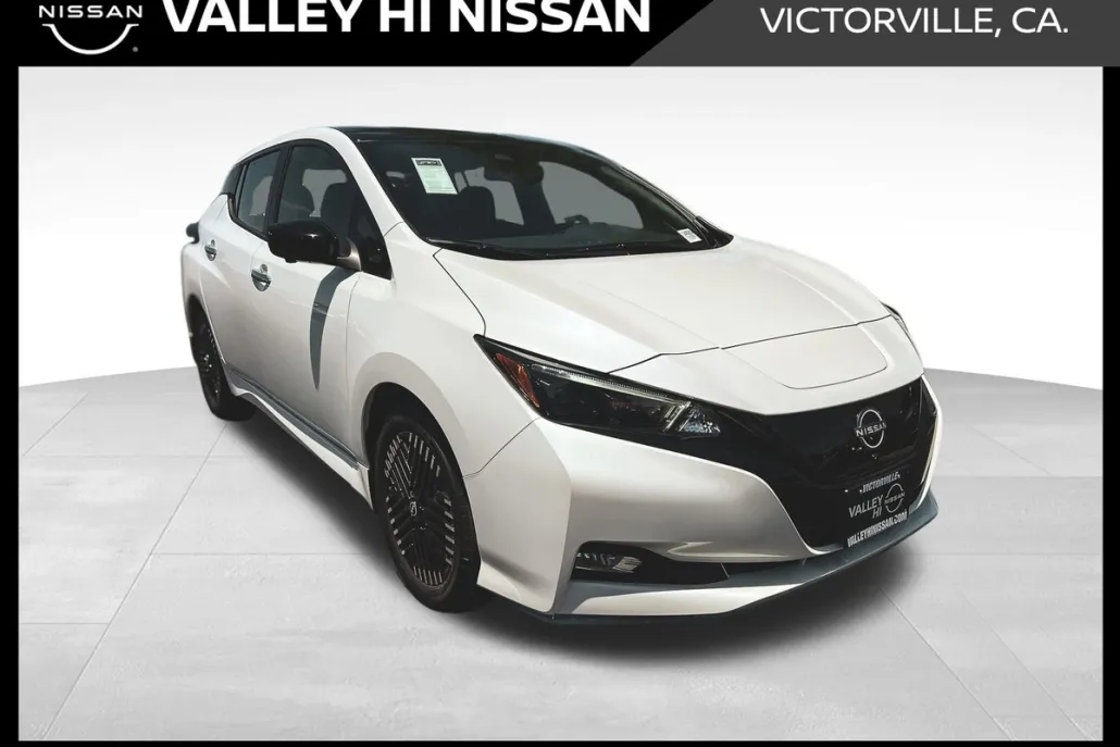 2024 Nissan Leaf SV Plus photo 1