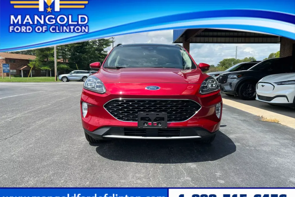 2020 Ford Escape Titanium photo 1