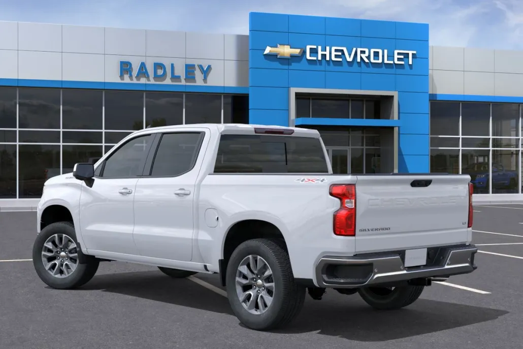 2026 Chevrolet Silverado 1500 LT photo 1