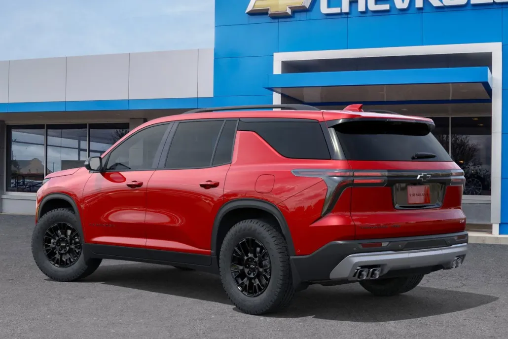 2026 Chevrolet Traverse Z71 photo 1