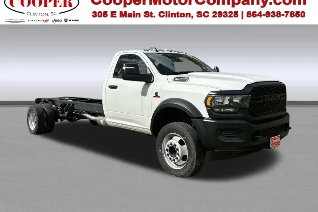 2024 Ram 4500 SLT photo 1