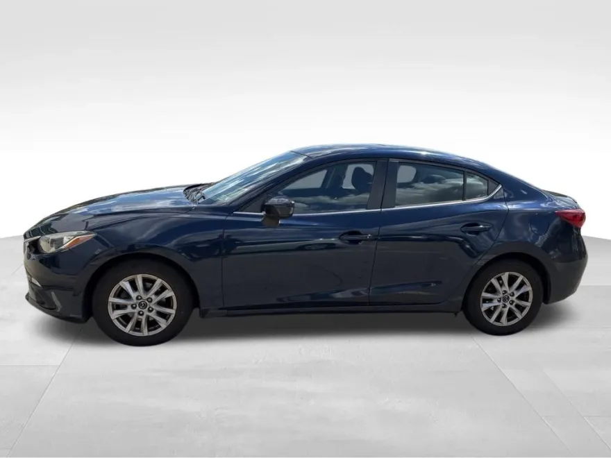 2016 Mazda Mazda3 Touring photo 1