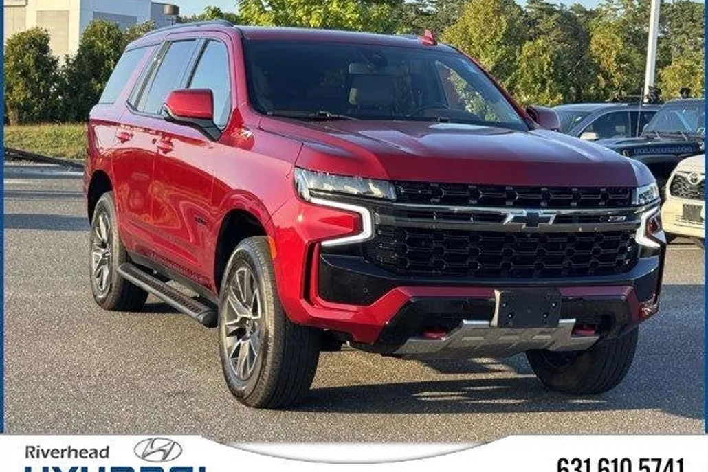 2021 Chevrolet Tahoe Z71 photo 1