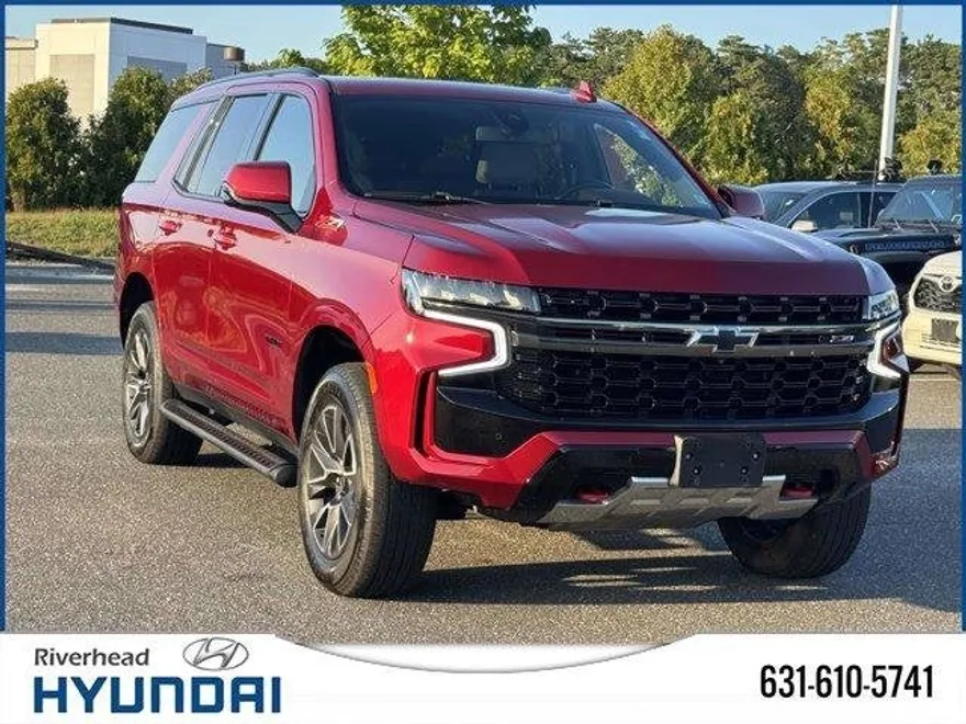 2021 Chevrolet Tahoe Z71 photo 1