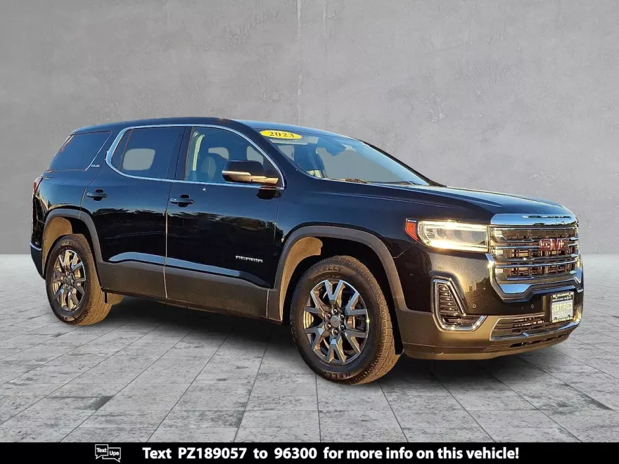 2023 Gmc Acadia SLE photo 1