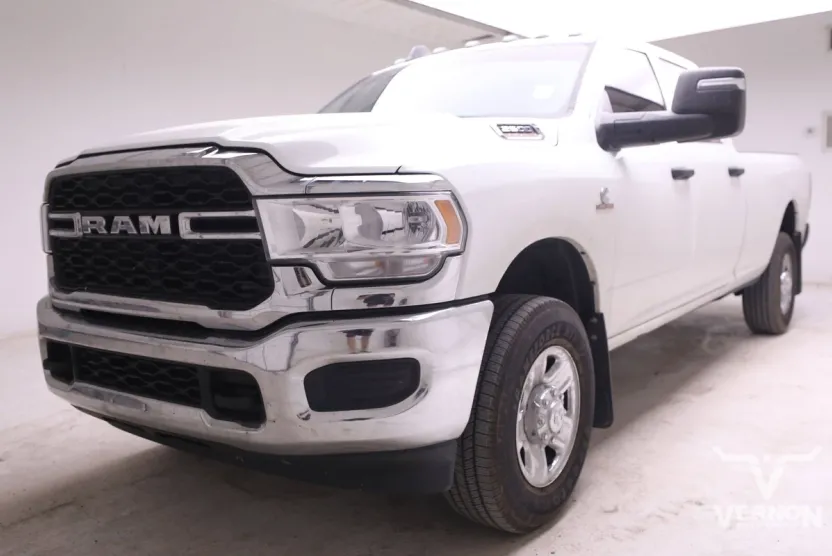 2024 Ram 2500 Tradesman photo 1