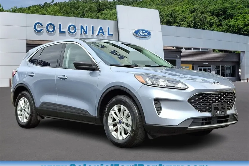 2022 Ford Escape SE photo 1