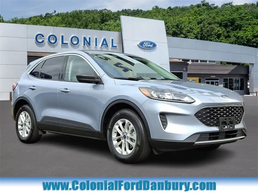 2022 Ford Escape SE photo 1