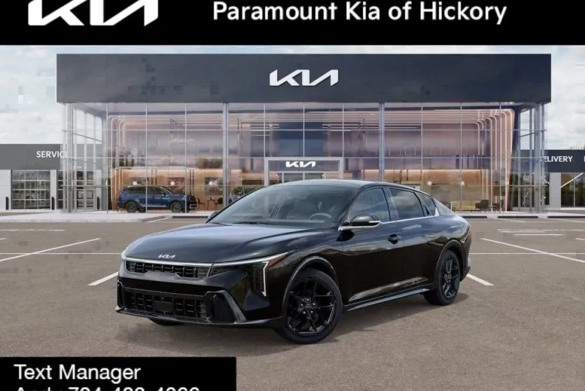 2025 Kia K4 GT-Line Turbo photo 1