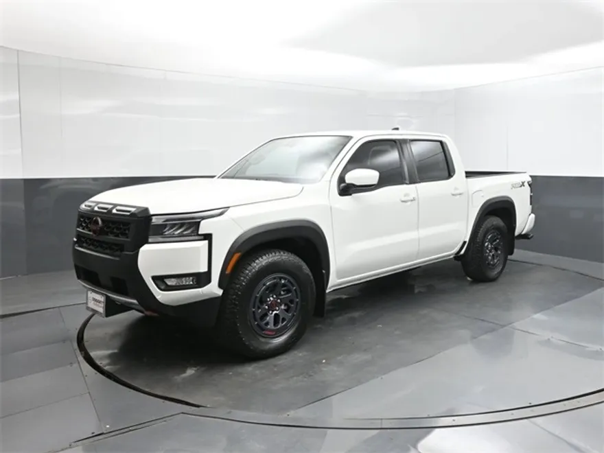 2025 Nissan Frontier Crew Cab PRO-X photo 1
