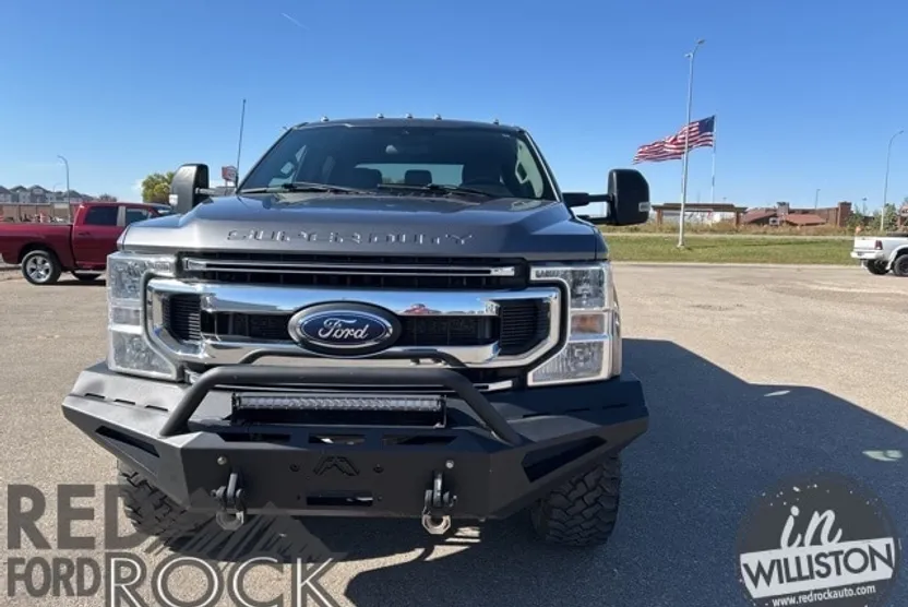 2021 Ford F-250 photo 1