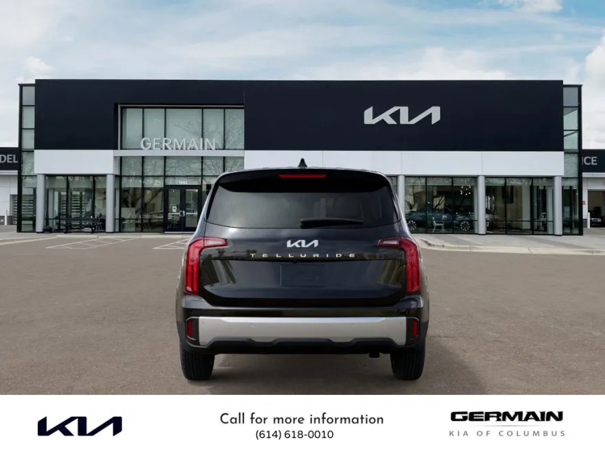 2025 Kia Telluride LX photo 1