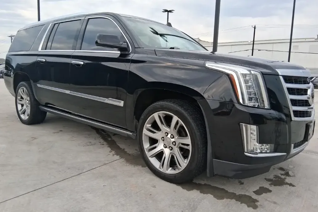 2015 Cadillac Escalade ESV Premium photo 1