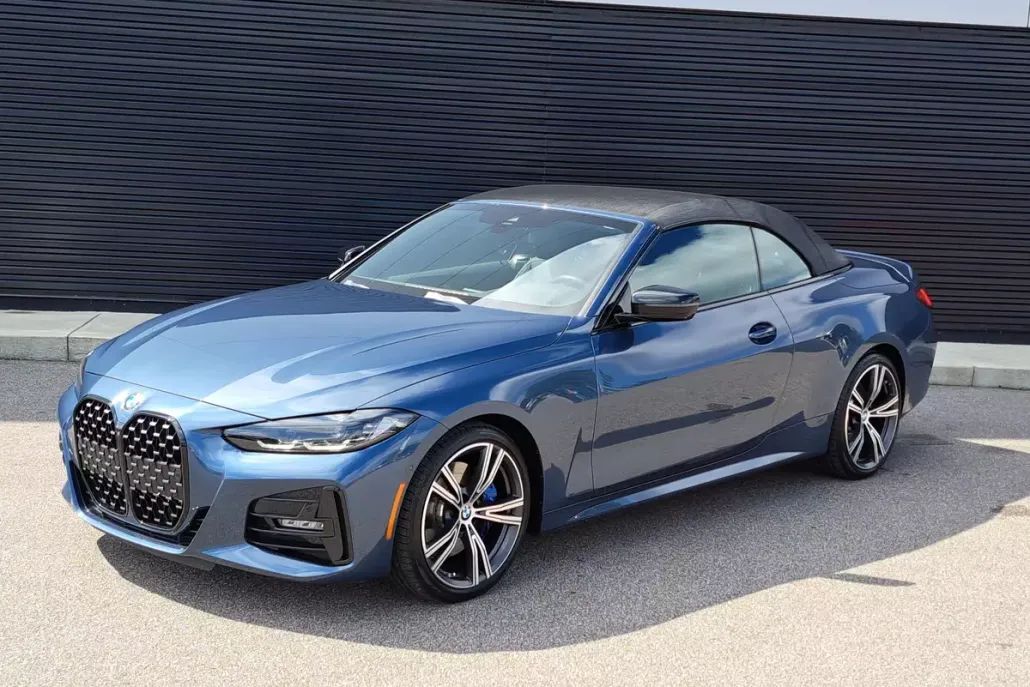 2023 Bmw 430i xDrive Convertible photo 1