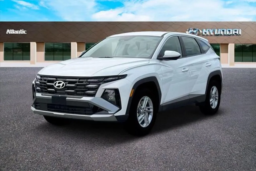 2025 Hyundai Tucson SE photo 1