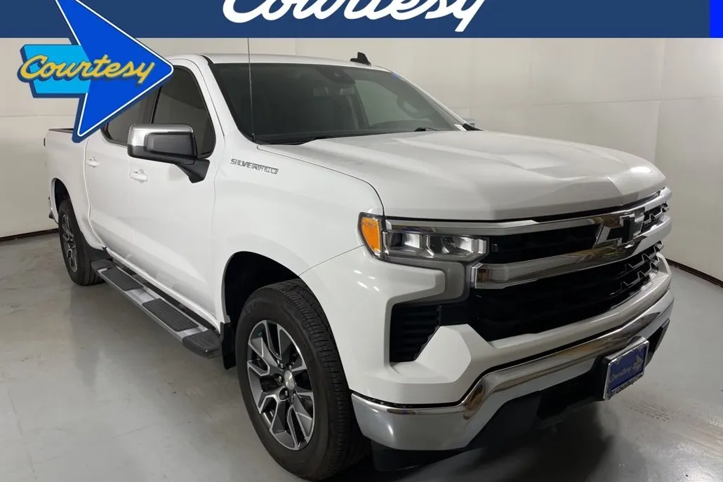 2022 Chevrolet Silverado 1500 LT photo 1